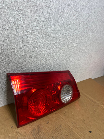 2006 - 2010 Toyota Sienna Left Driver Lh Side Inner Tail Light AE02646 LK2