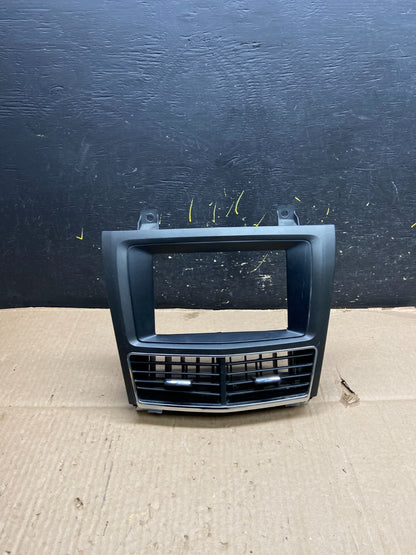 2010 - 2012 Lincoln Mkt Center Dash Gps Radio Bezel Panel Air Vent OEM Y2551 DG0