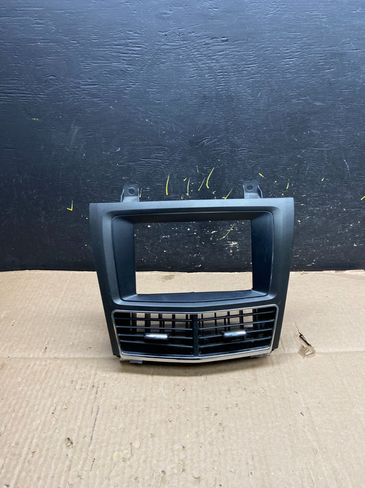2010 - 2012 Lincoln Mkt Center Dash Gps Radio Bezel Panel Air Vent OEM Y2551 DG0