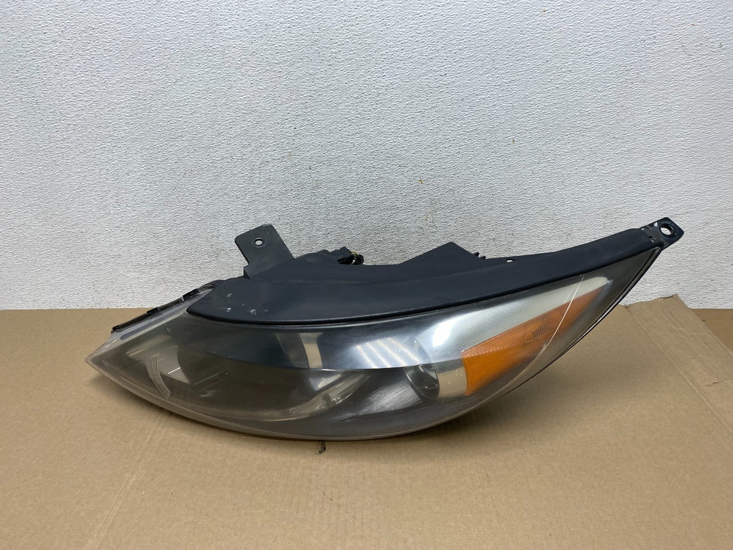 2011 2012 Kia Sportage LX EX SX Left Driver LH Headlight Halogen e AE6902 DG0