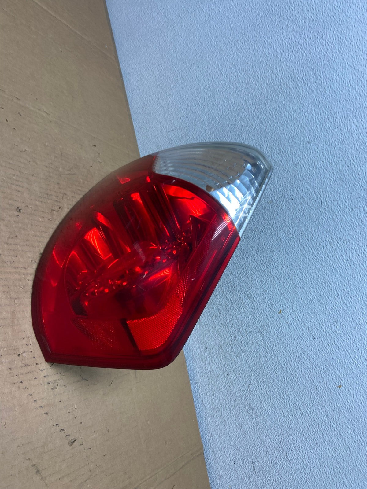 2006 2007 Infiniti M35 M35X M45 Right Passenger Side Tail Light AD1031 LK1