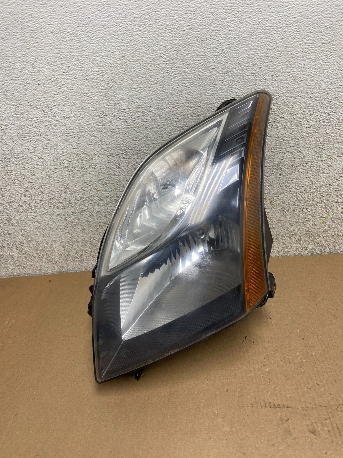 2010-2012 Nissan Sentra Halogen Left Driver LH Black Headlight P8149 DW0