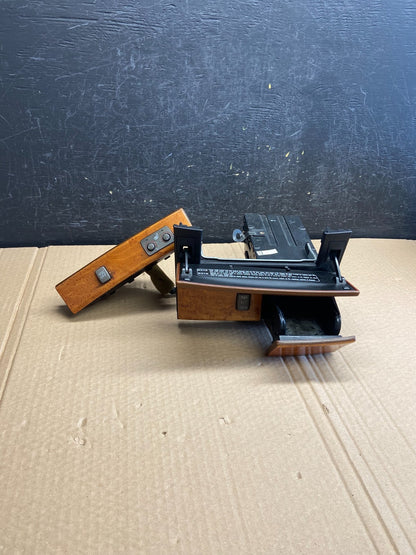 2001 to 2006 Lexus LS430 Front Heated Seat Control Switch Trim AF6113 DG0