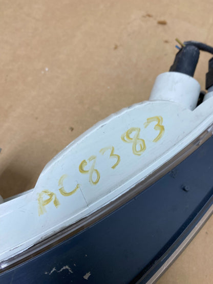 2004 to 2007 BMW E63 E64 645 650i Right Passenger Front Turn Signal ac8383 DG8