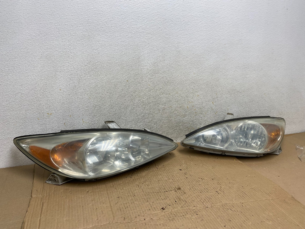 2002 2003 2004 Toyota Camry Left+Right Set Side Halogen Headlights AI1314 DW2