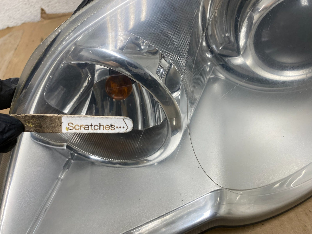 2007 to 2008 Chrysler Pacifica Left Driver LH Xenon Headlight AH2838 DW3