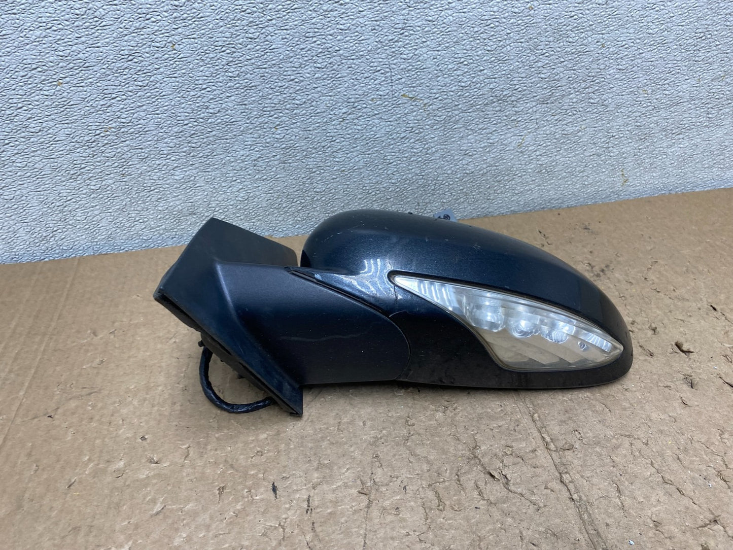 2008-2012 Buick Enclave Left Driver Heat Door Turn Sg Mirror OEM V4613 IT3
