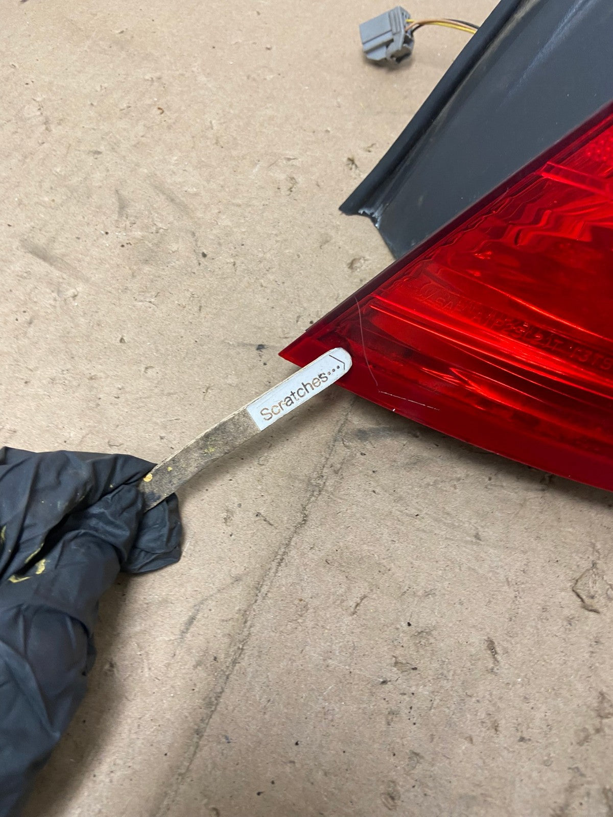 2014 to 2018 Ford Taurus Interceptor Right Passenger RH Tail Light AG5425 LK3