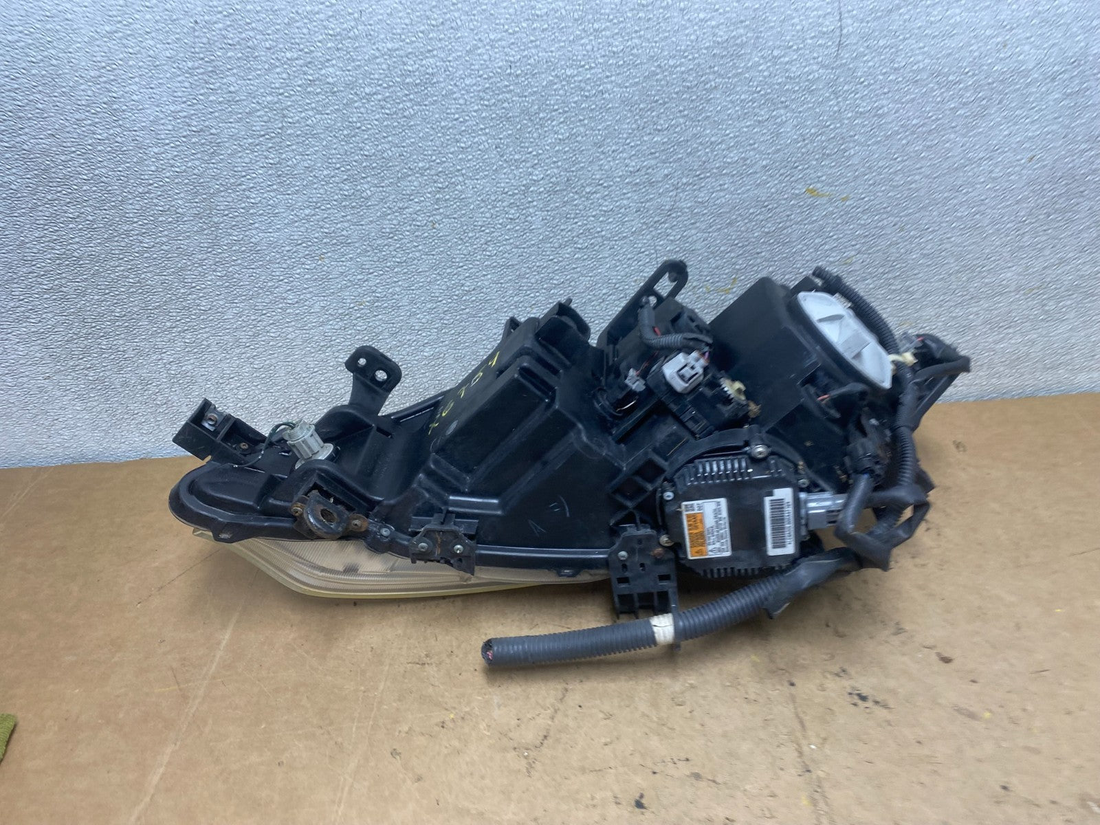 2011 to 2014 Nissan Murano Headlight Right Passenger Rh Oem Xenon Hid X6759 DW10