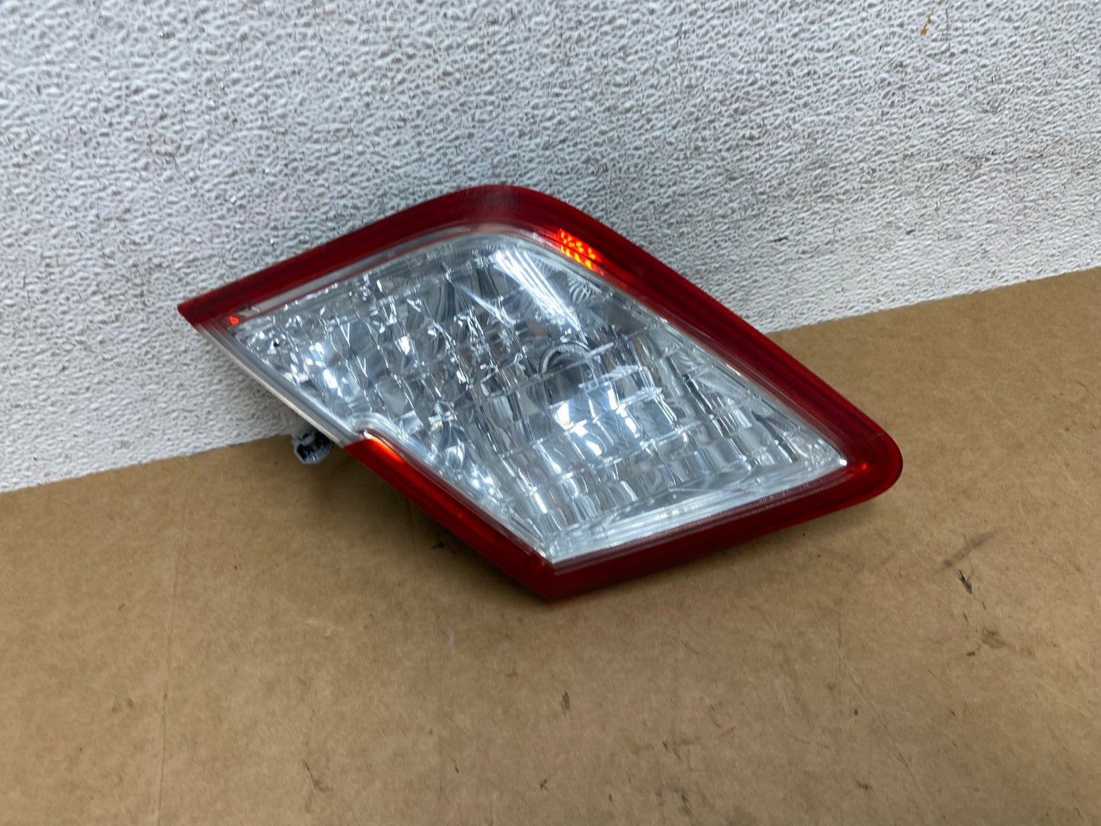 2007-2009 Toyota Camry Hybrid Left Driver LH Side Inner Tail Light AE3116 LK0