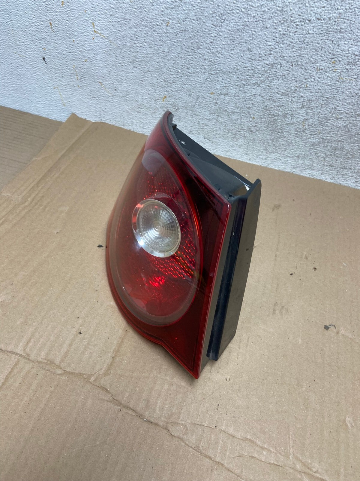 2008 2009 2010 Volkswagen Jetta Left LH Side Tail Light AI1160 LK1