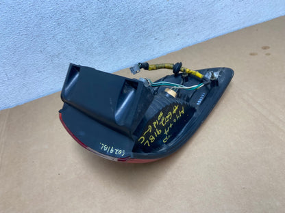 2001 2002 2003 Toyota Sienna Left Driver Lh Side Tail Light AD2545 LK6