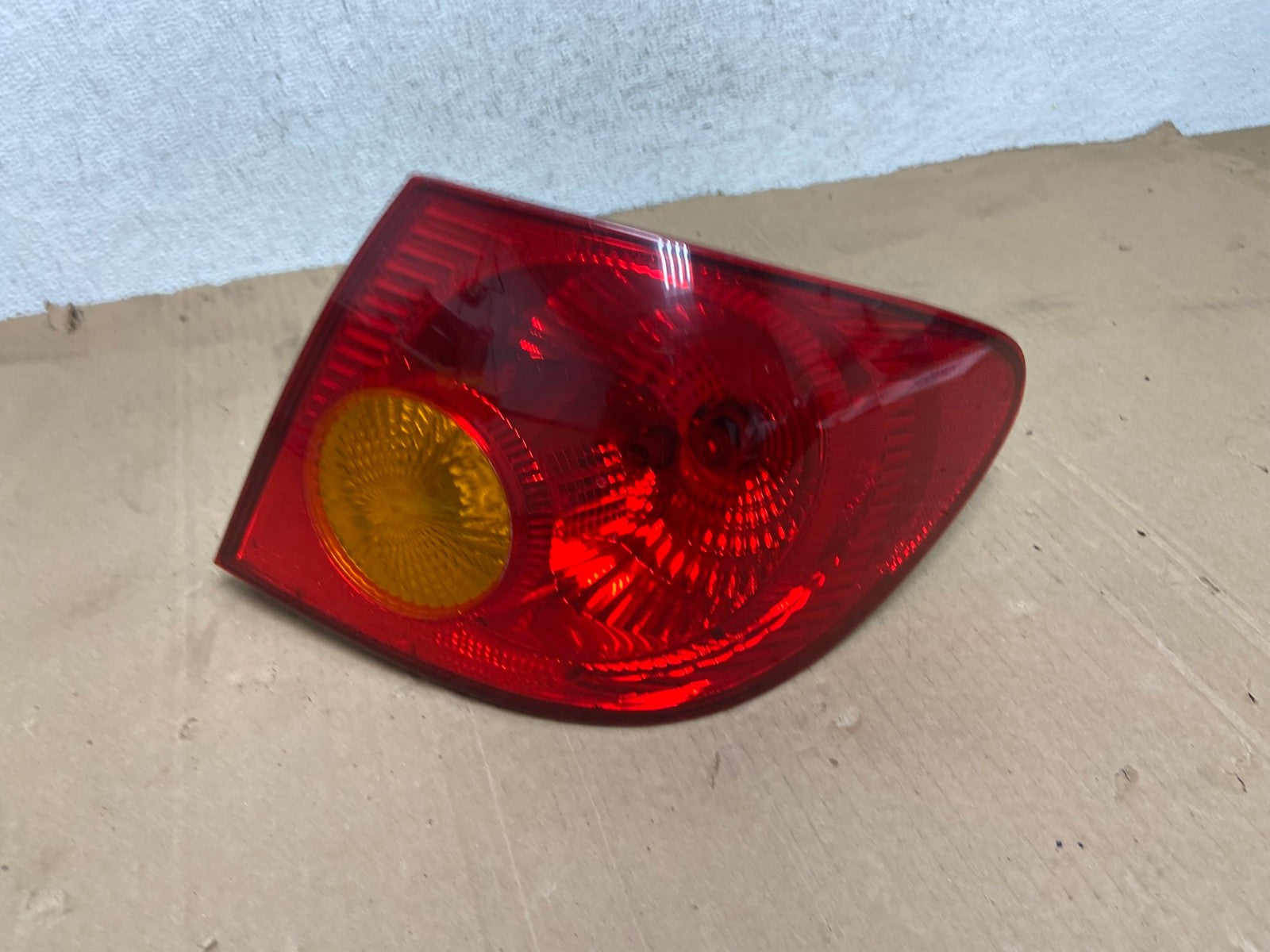 2003 to 2005 Toyota Corolla Right Passenger RH Side Tail Light AE9119 LK0