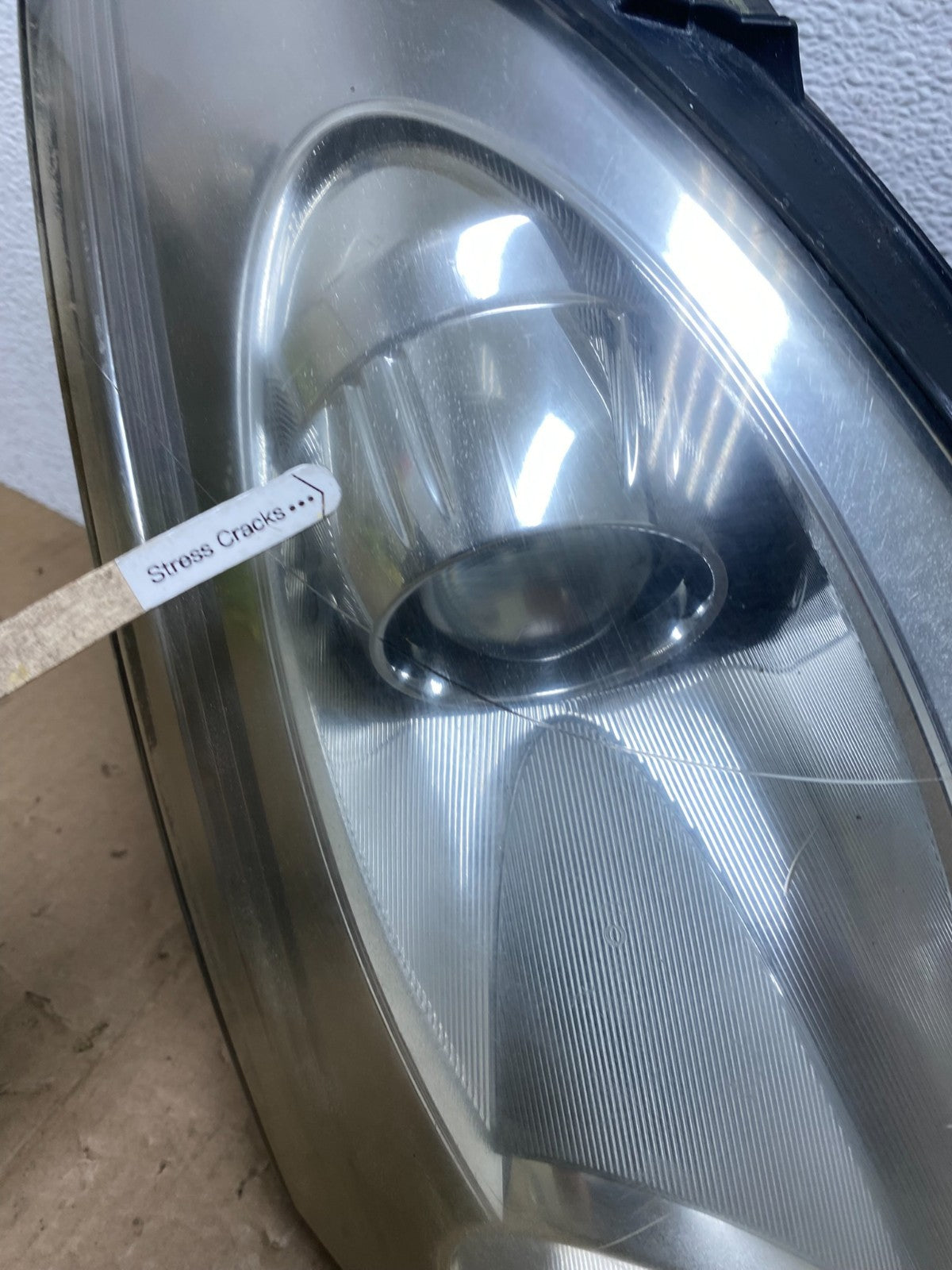 2006-2007 Infiniti G35 Coupe Headlight Right Passenger Xenon HID AE9019 DW4
