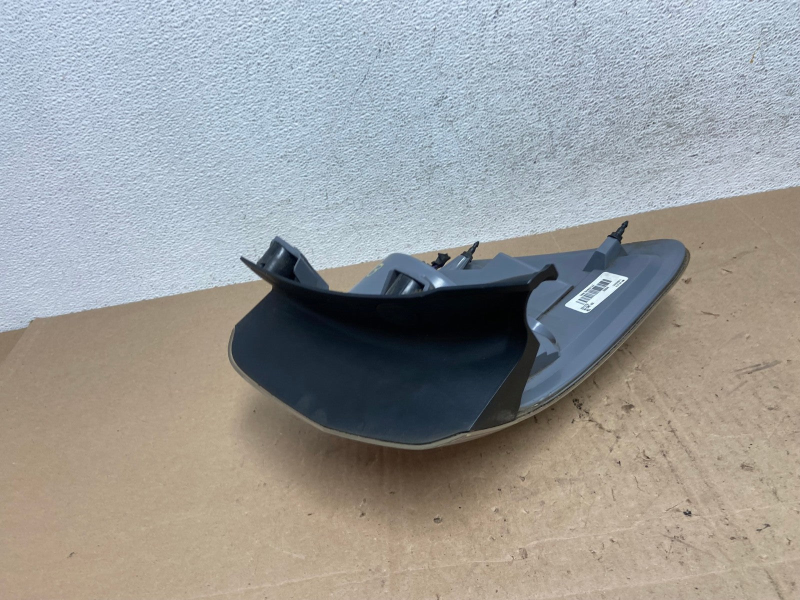 2007 to 2012 GMC Acadia Halogen Tail Light Right Passenger RH Side AE6093 LK4
