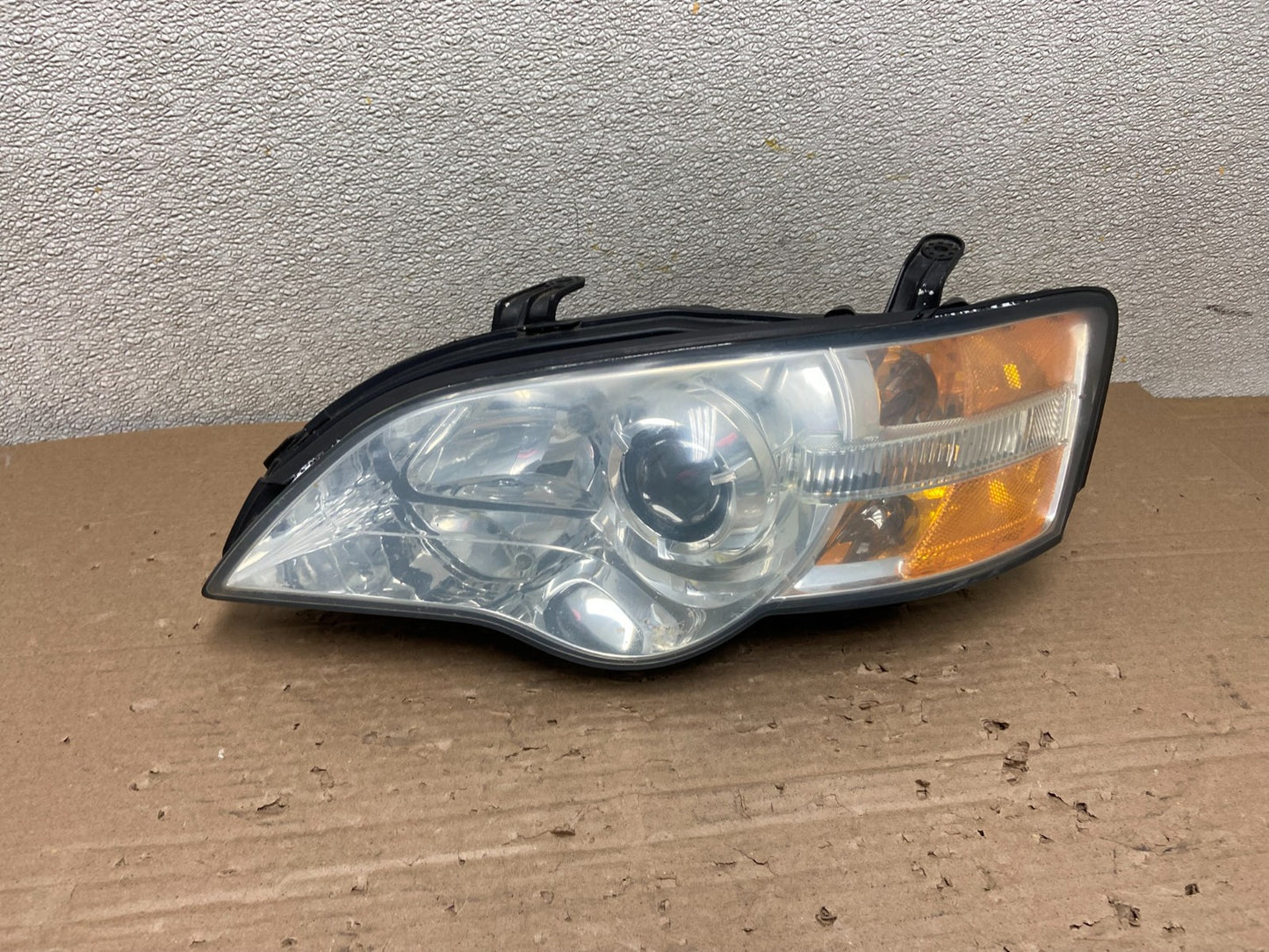 2006 to 2007 Subaru Legacy Left Driver LH Side Headlight Oem AB1541 DW0