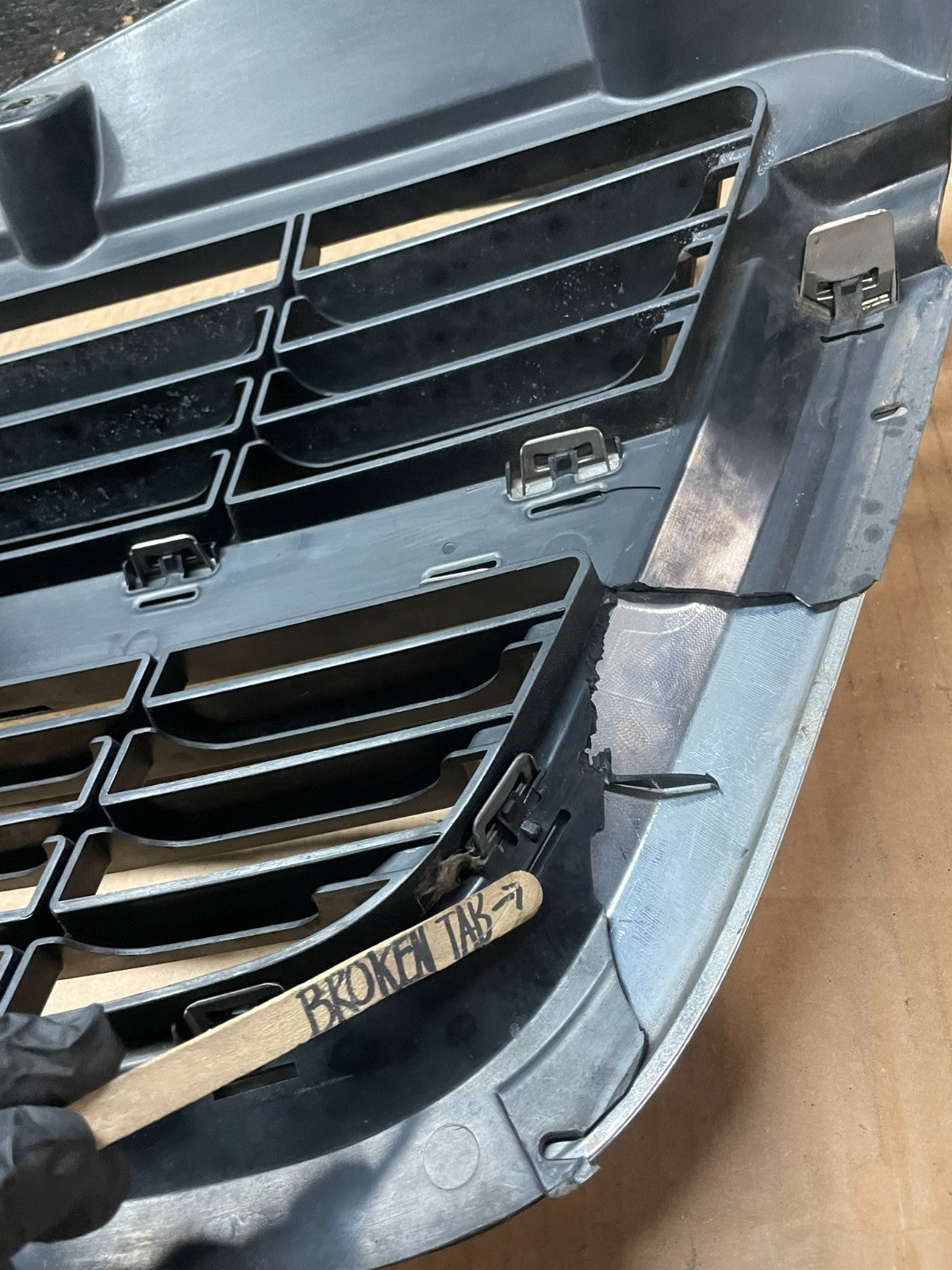 2007 2008 2009 Dodge Sprinter Front Upper Grill Grille Y1908 DG7