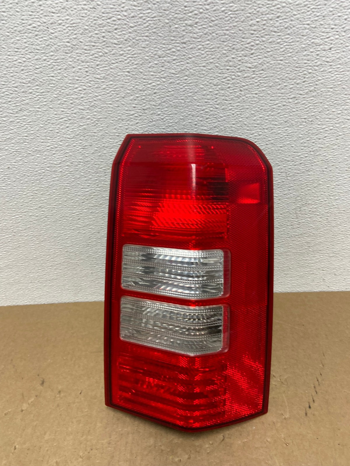 2008 to 2016 Jeep Patriot Right Passenger Side Tail Light Oem AC1282 LK0