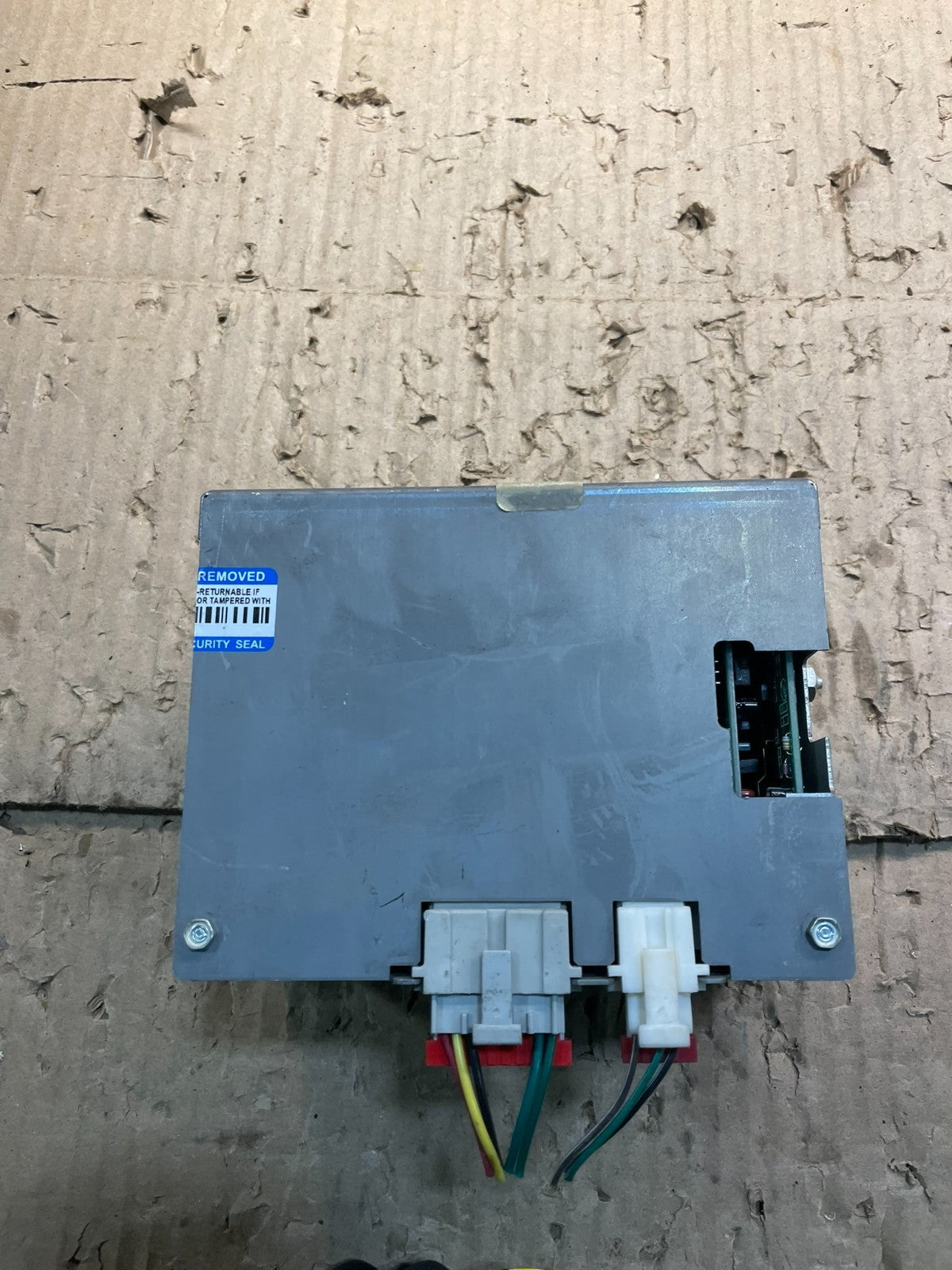 1988 to 1999 Buick Riviera Radio Cassette Tape Player OEM x8696 DG2