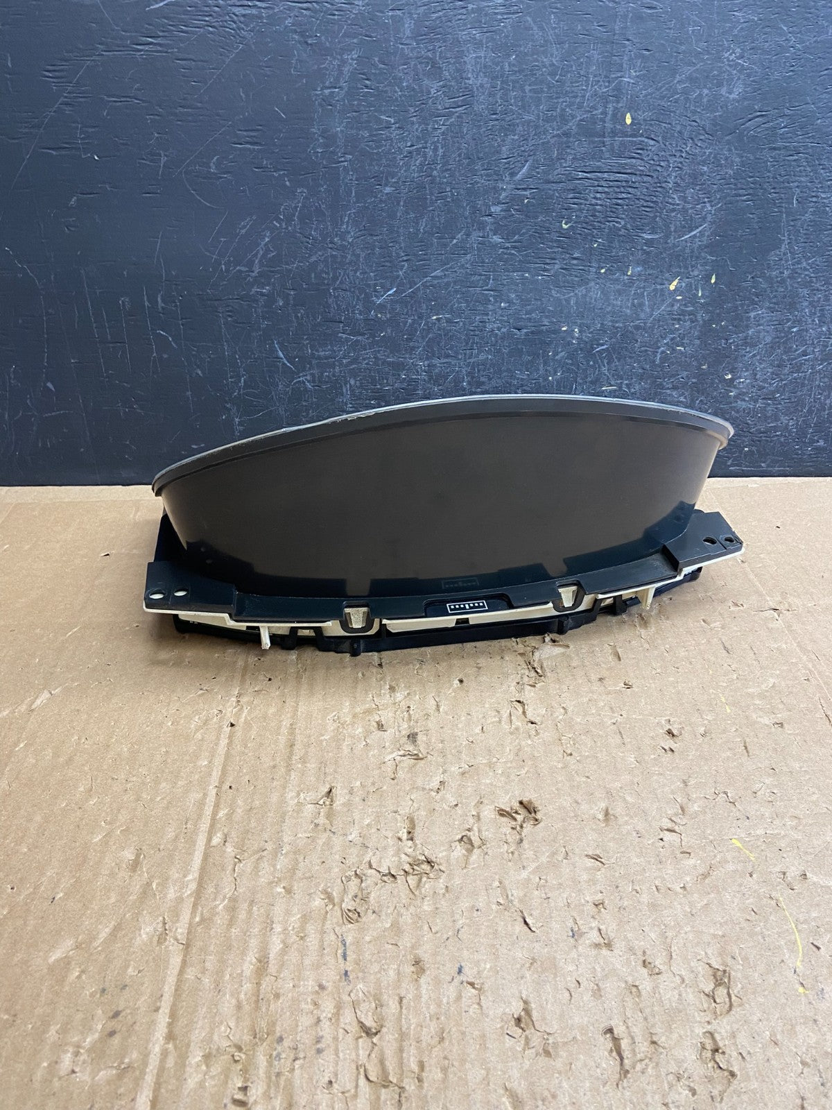 2004 to 2007 Chevrolet Express Speedometer Cluster Gauge AD6925 DG4