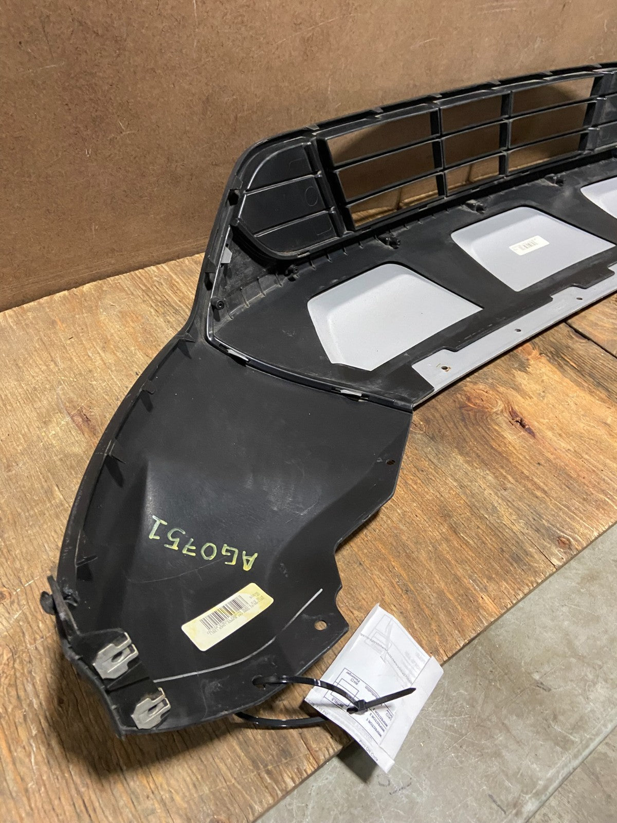 2017 to 2019 Ford Escape Lower Front Bumper & Skid Plate AG0751 PS8