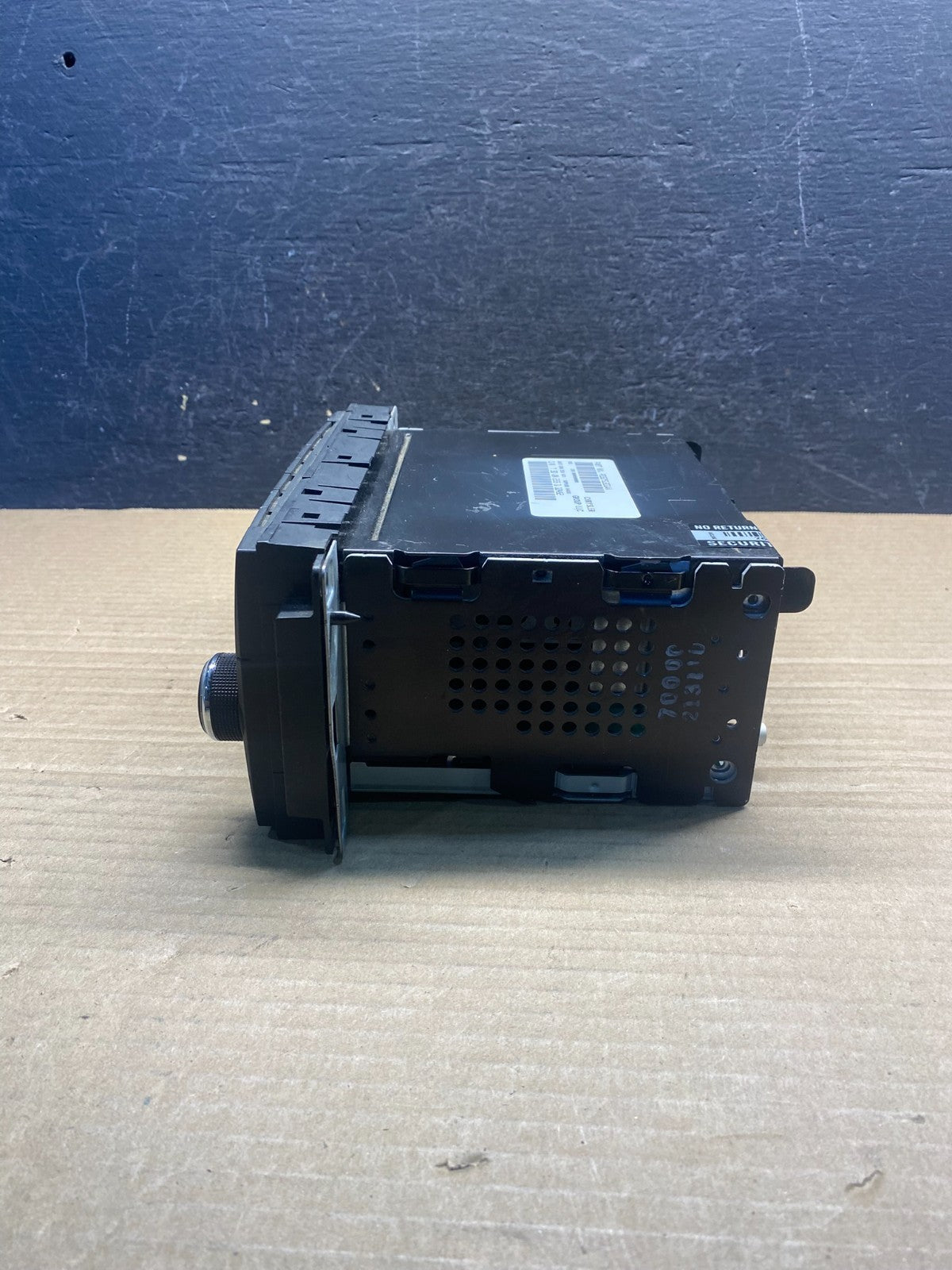 2007-2012 Chrysler Dodge Jeep Ram Radio CD MP3 AUX Receiver AF3847 DW1