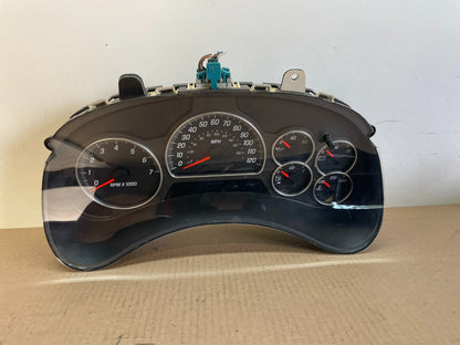 2002 - 2005 GMC Envoy Speedometer Cluster Gauge ai4325 DG0