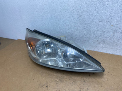 2002 to 2004 Toyota Camry Halogen Headlight Right Passenger Rh AD5243 DW1