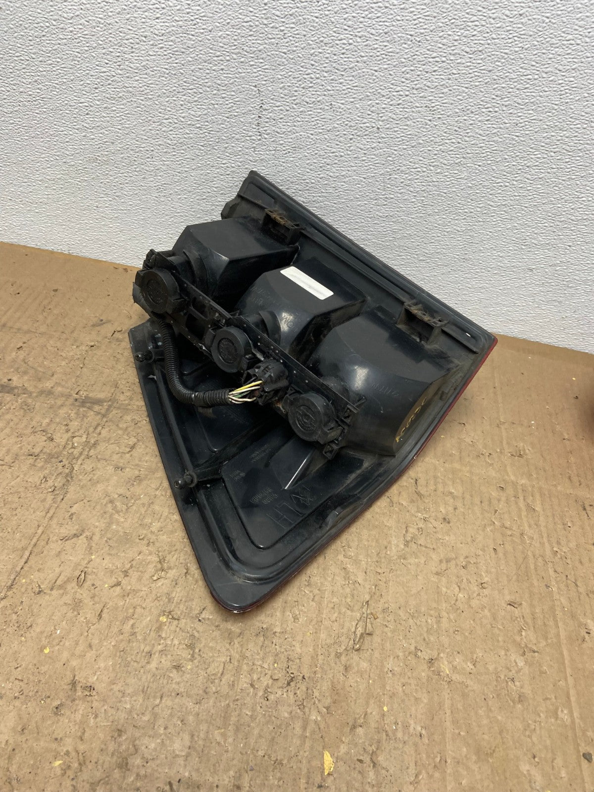2005 to 2006 Jeep Grand Cherokee Left Driver Side Lh Tail Light AC0230 LK6