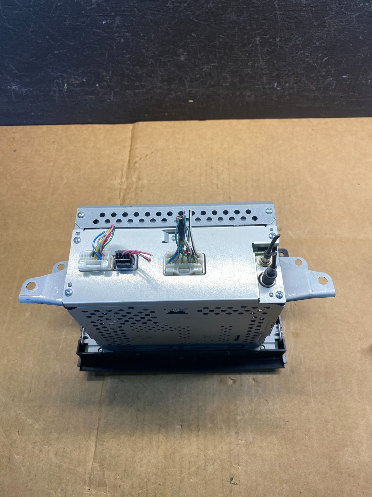 2004 to 2010 Toyota Sienna AM FM CD WMA Mp3 Radio Receiver AD3603 DG5