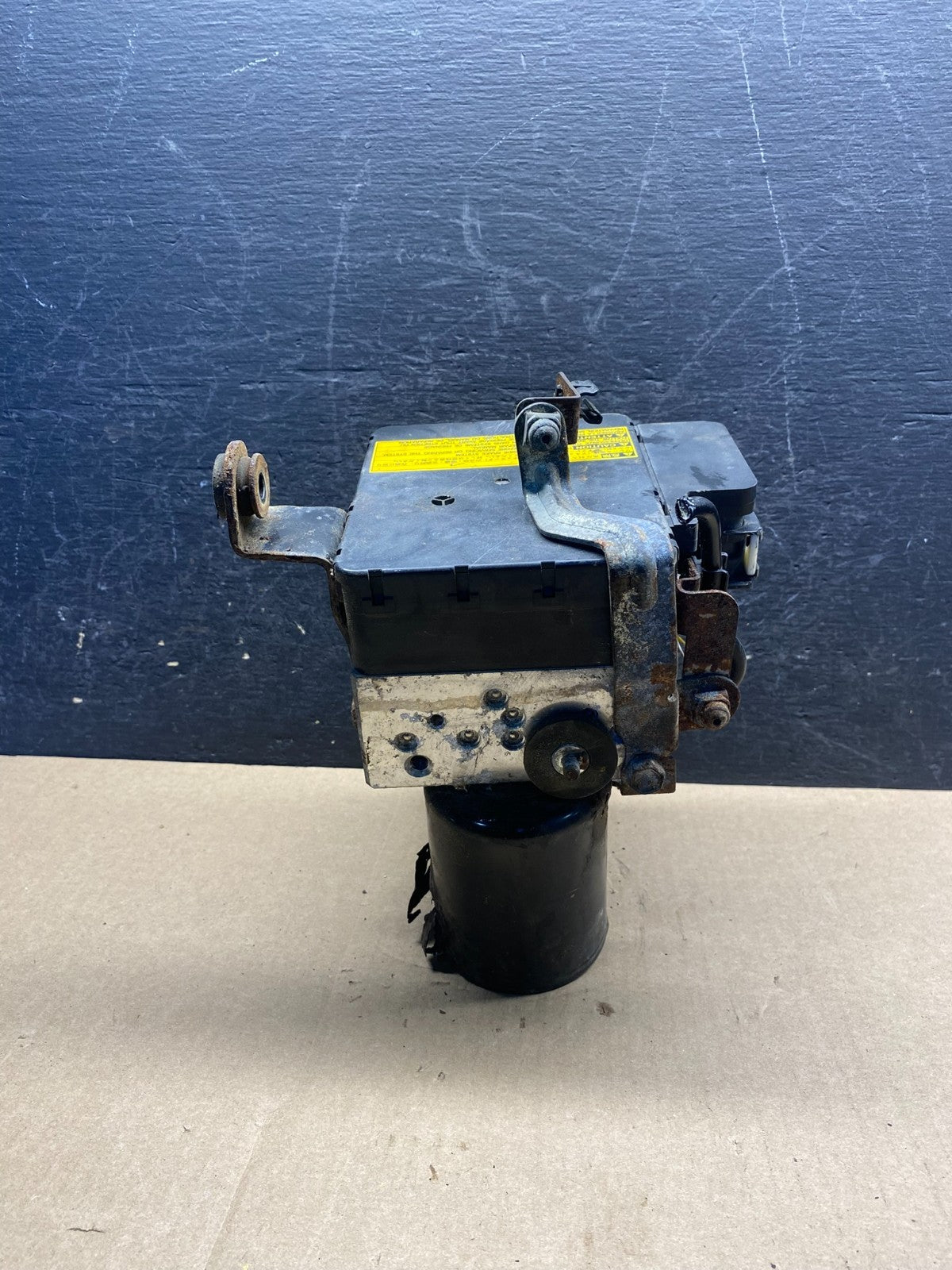 2004 - 2009 Toyota Prius ABS Brake Pump Anti Lock Module AG3885 DG3