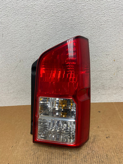 2005 to 2012 Nissan Pathfinder Right Passenger RH Side Tail Light AE2612 LK0