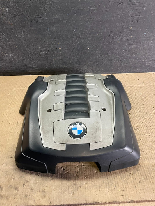 2006 to 2010 BMW 550i 650i 750i Plastic Engine Cover Shield i7805 DG0
