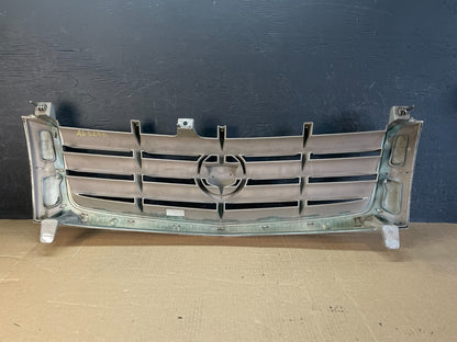 2002 to 2006 Cadillac Escalade Front Upper Grille Grill AF5258 DW5