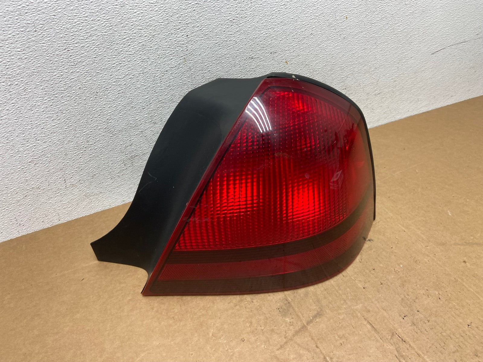 2003 to 2011 Mercury Grand Marquis Right Passenger Side Tail Light AD6243 LK2