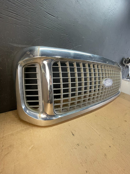 1999 to 2004 Ford F250 Super Duty Front Upper Grill Grille AC5073 DG2