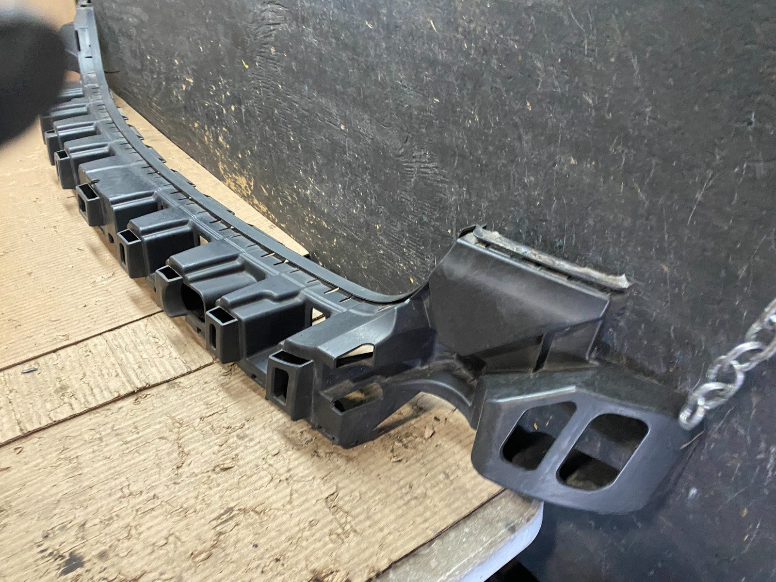 2006 2007 2008 Mercedes Benz ML350 ML550 Rear Bumper Support OEM W5788 DG1