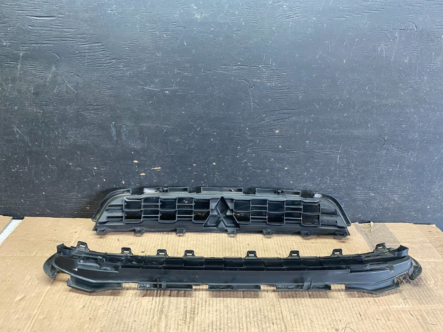 2013-2015 Mitsubishi Outlander Front Upper Lower Set Grille Q0682 DG3