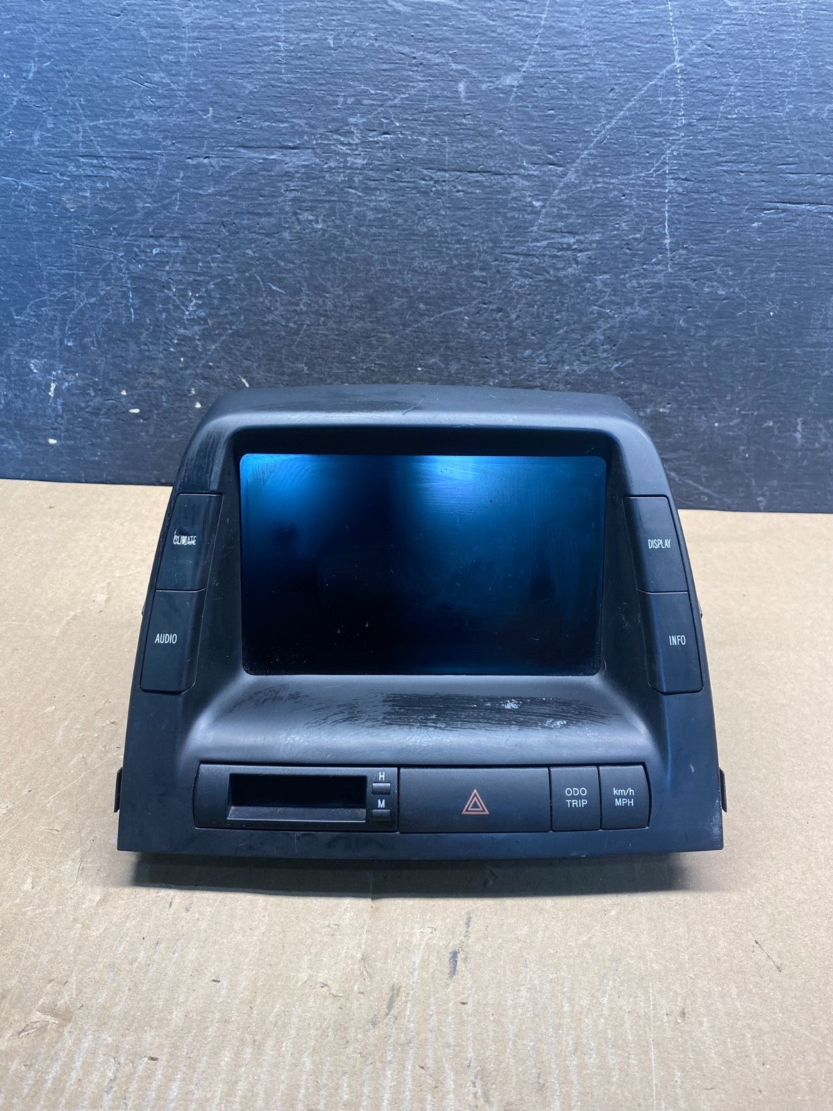 2004 to 2005 Toyota Prius Radio Stereo Receiver Screen Display AG1821 DG0