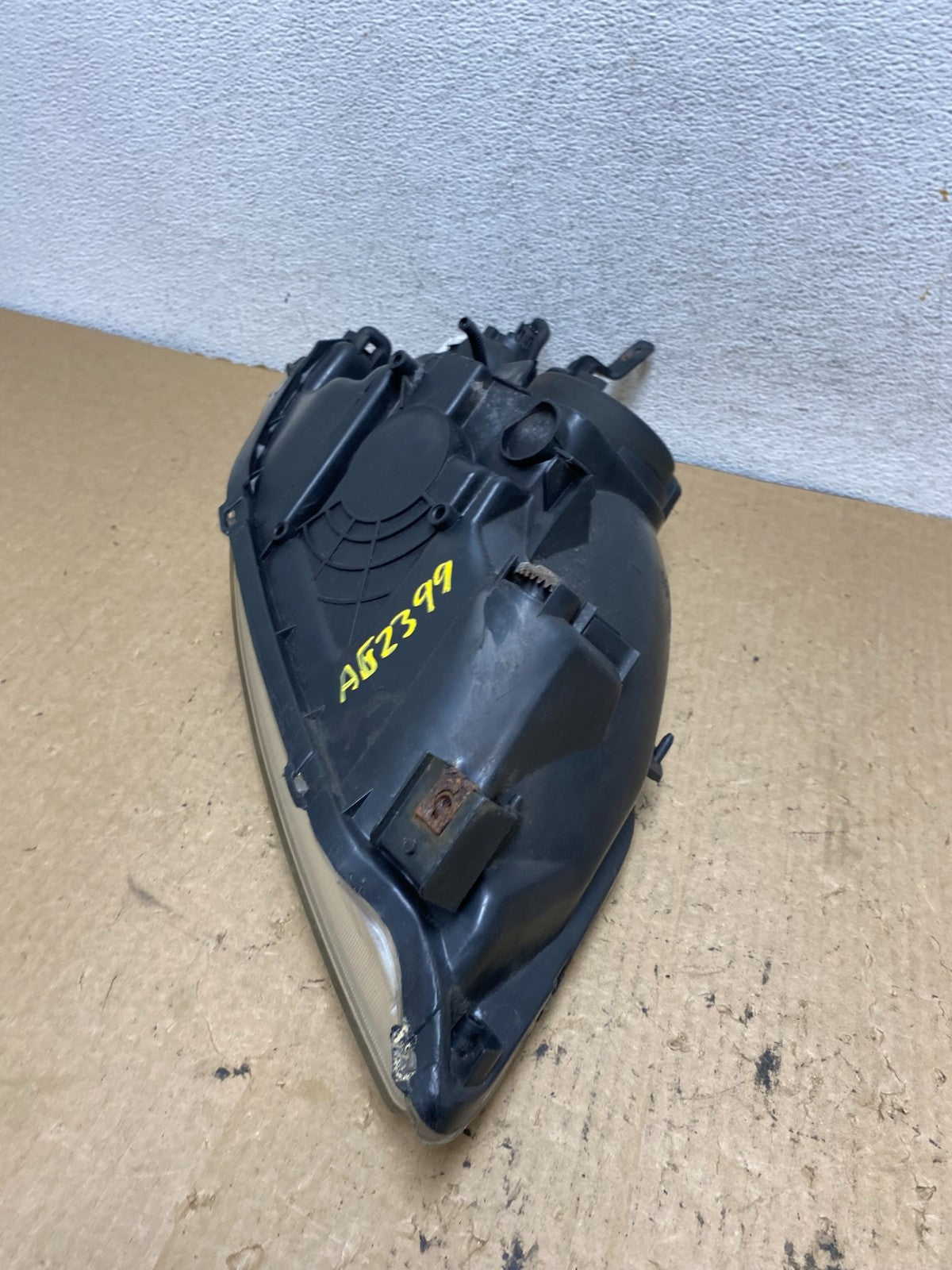 2001 - 2003 Honda Civic Coupe Headlight Halogen Left Driver LH AG2399 DW5