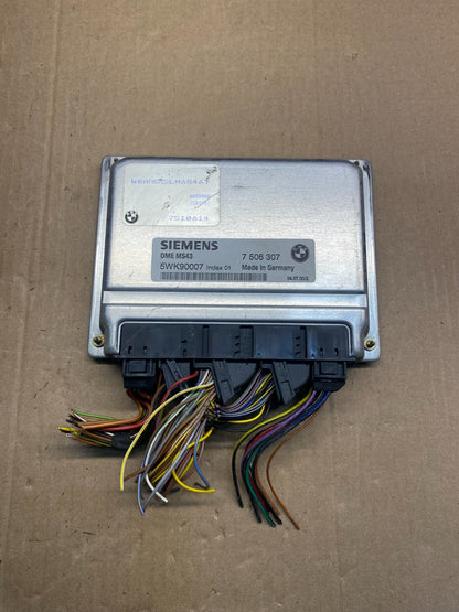 2001 to 2005 BMW X5 ECM ECU Engine Control Computer Module 7506307 AE7525 DW0
