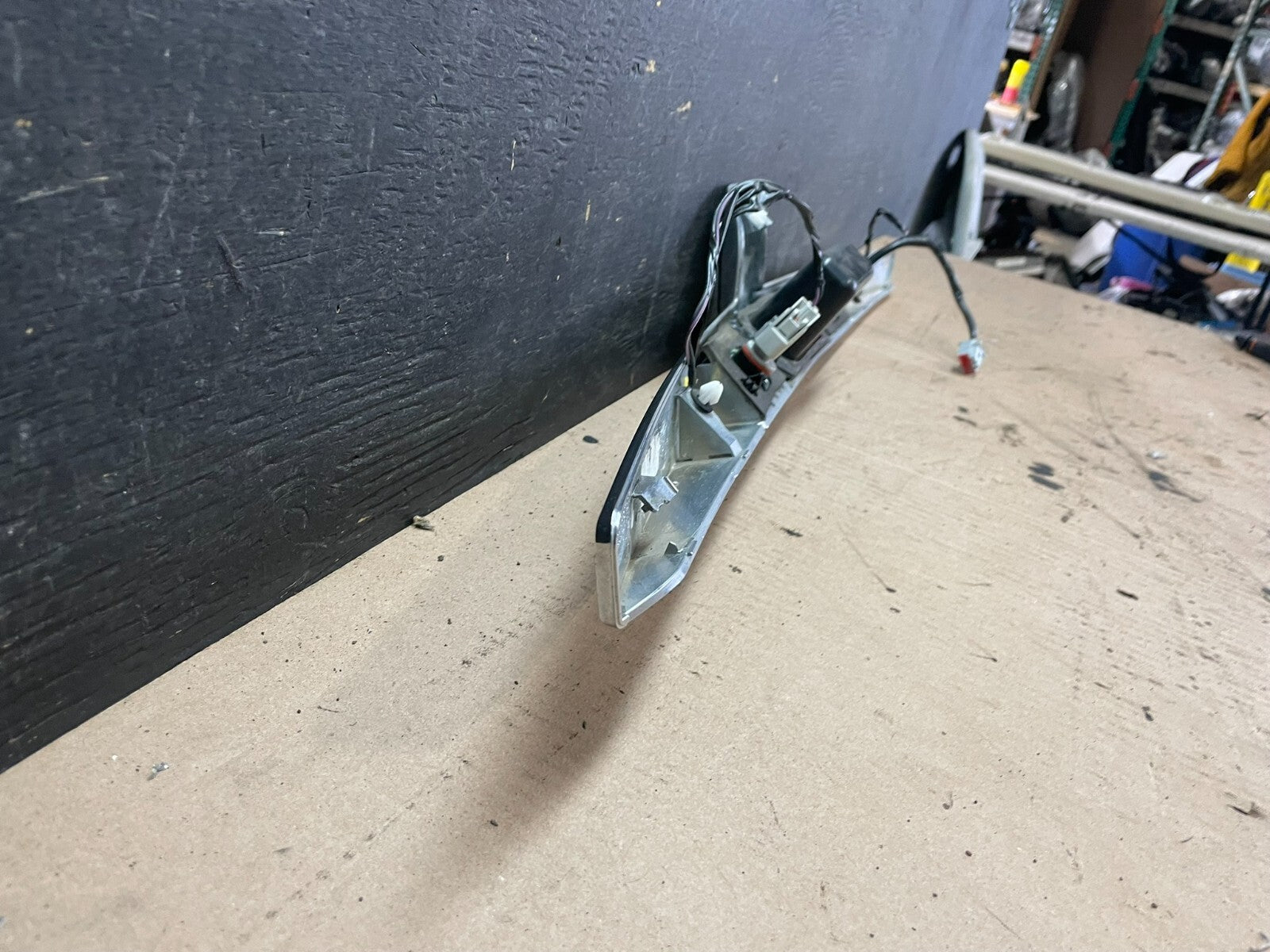 2009 to 2012 Lincoln MKS Trunk Moulding Lid Chrome Trim J3671 DG OEM9
