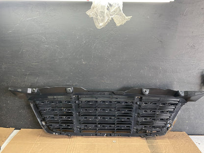 2009 to 2011 Freightliner Sprinter Front Upper Chrome Grill Grille Q0530 DG6