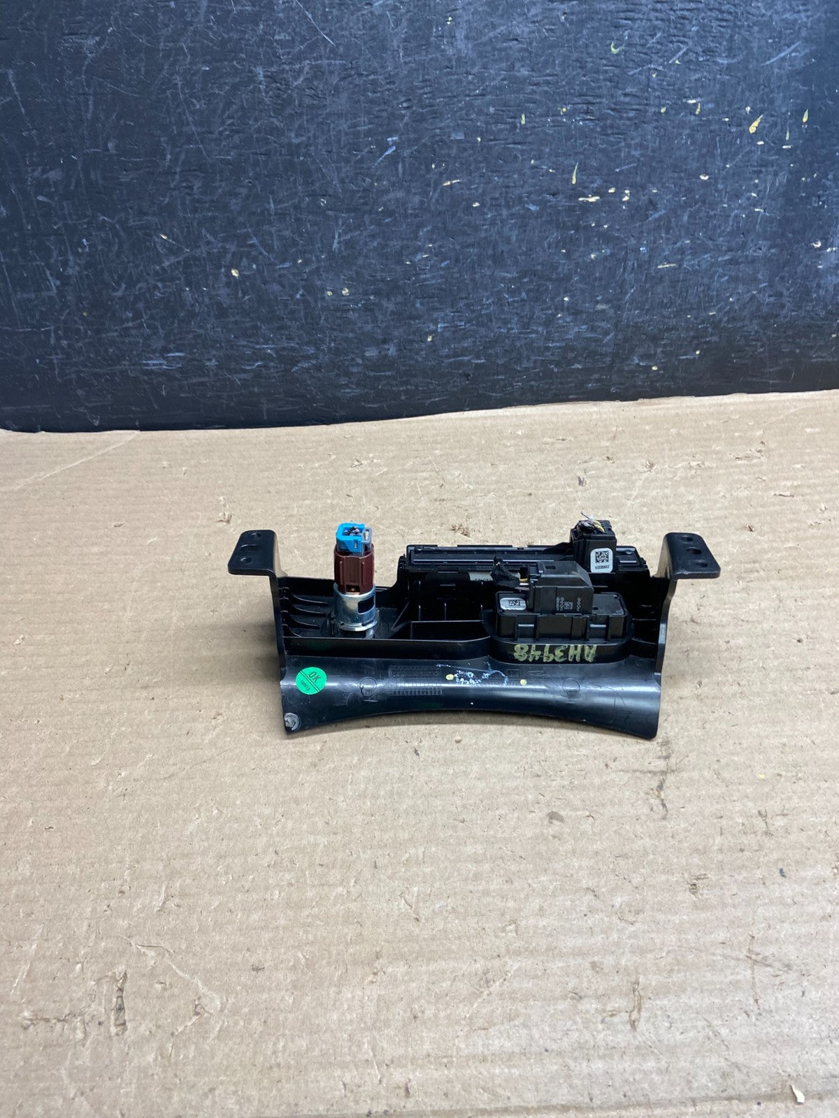 2013 2014 2015 Chevrolet Malibu Hazard Relay Switch Traction Control ah3948 DG3