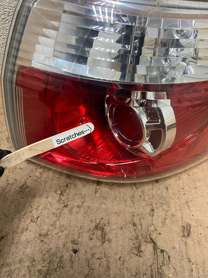 2007 to 2012 GMC Acadia Halogen Tail Light Right Passenger RH Side Y4822 PS3