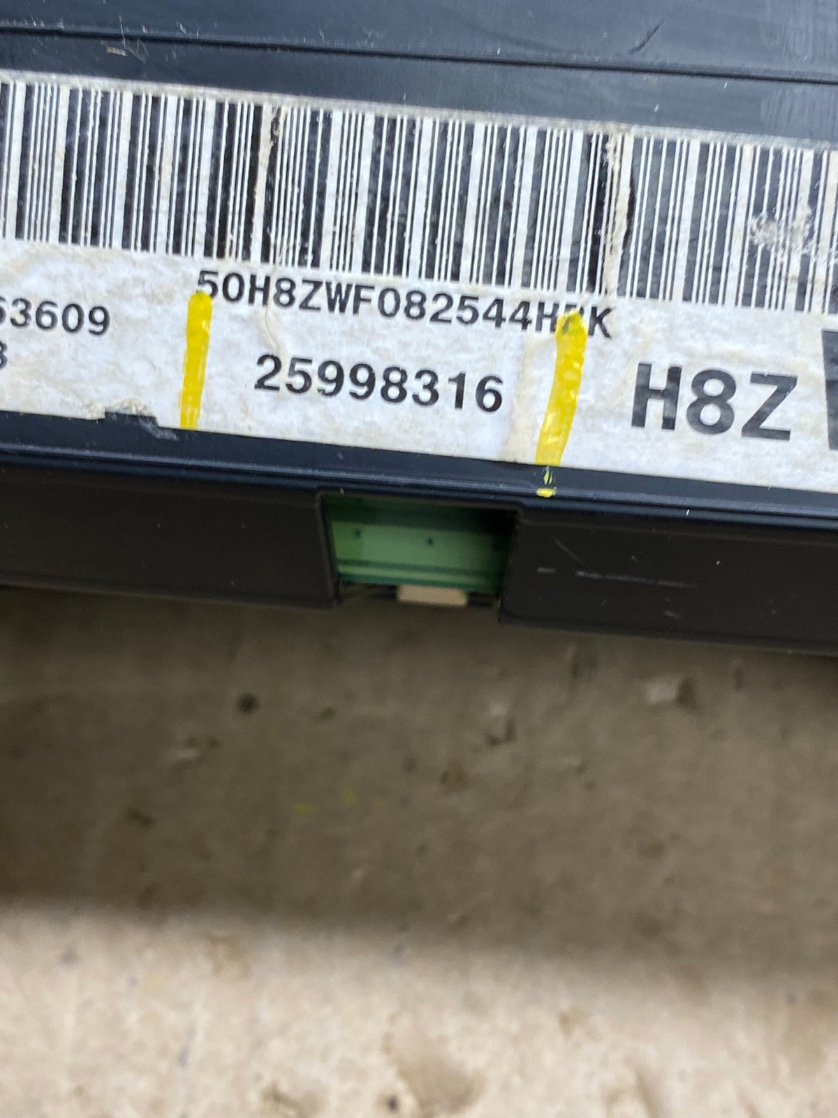 2008 to 2010 Chevrolet Express Speedometer Cluster Gauge X6022 DG6