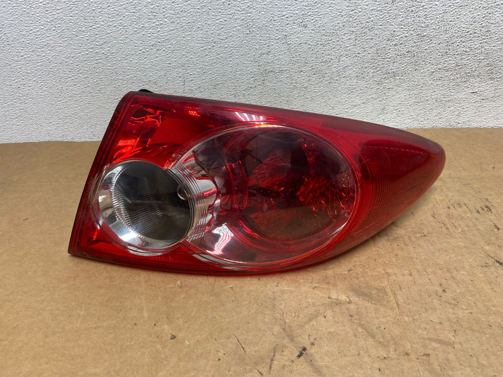 2003 - 2005 Mazda 6 Right Passenger Rh Side Tail Light AD4810 LK0