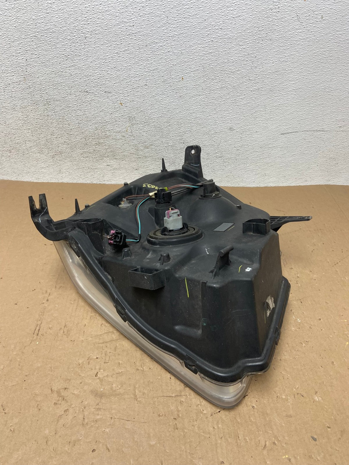 2007-2014 GMC Yukon Halogen Headlight Left Driver LH Side AD7833 LK7