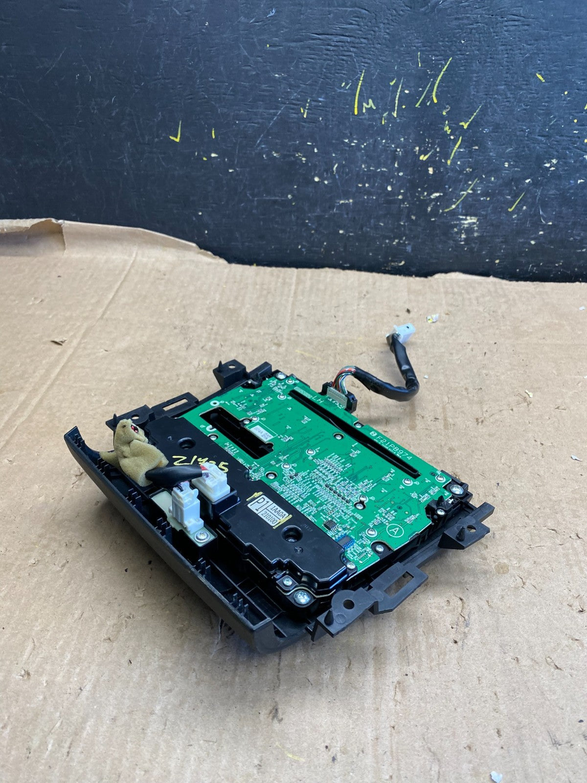 2010 - 2014 Nissan Murano Temperature Climate A/C AC Control Panel Z1725 DG3