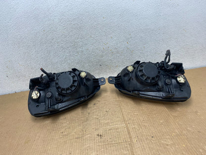 2001-2003 Hyundai Santa Fe Left+Right Headlights Halogen AI7933 DW5